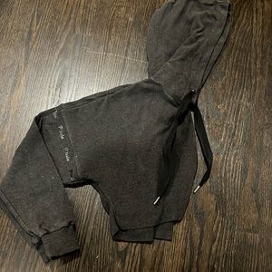 P’tula Cropped Sweatshirt